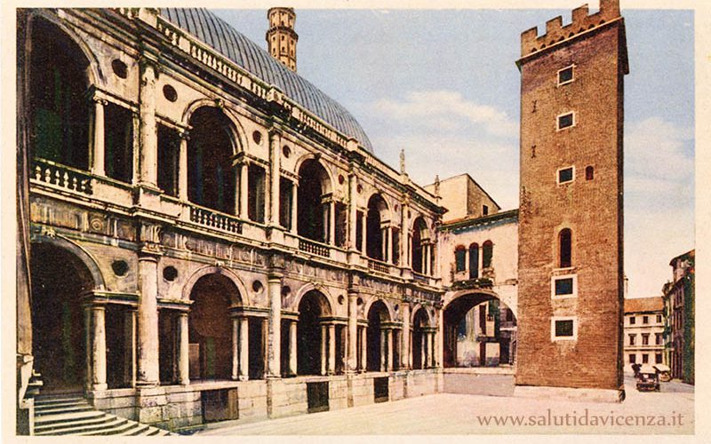 Vicenza, Piazza delle Erbe in una cartolina d'epoca a colori