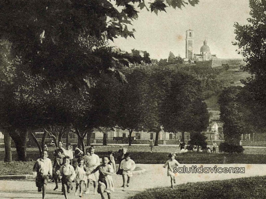 Il centro storico di Vicenza nelle foto e cartoline d'epoca.
