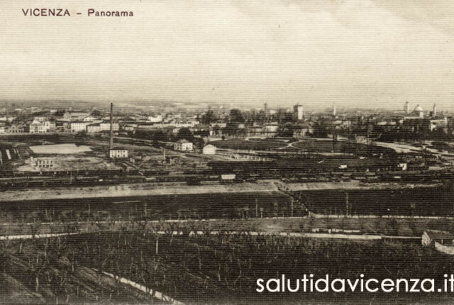 Stazione dei treni e borgo San Felice Panorama di Vicenza da Monte Berico. Cartolina antica del primo '900